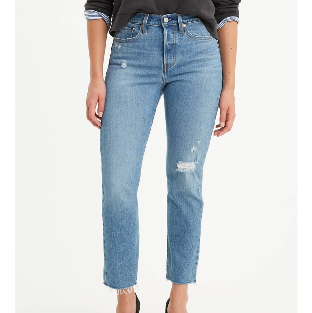 Levi's Wedgie Skinny Distressed Jeans